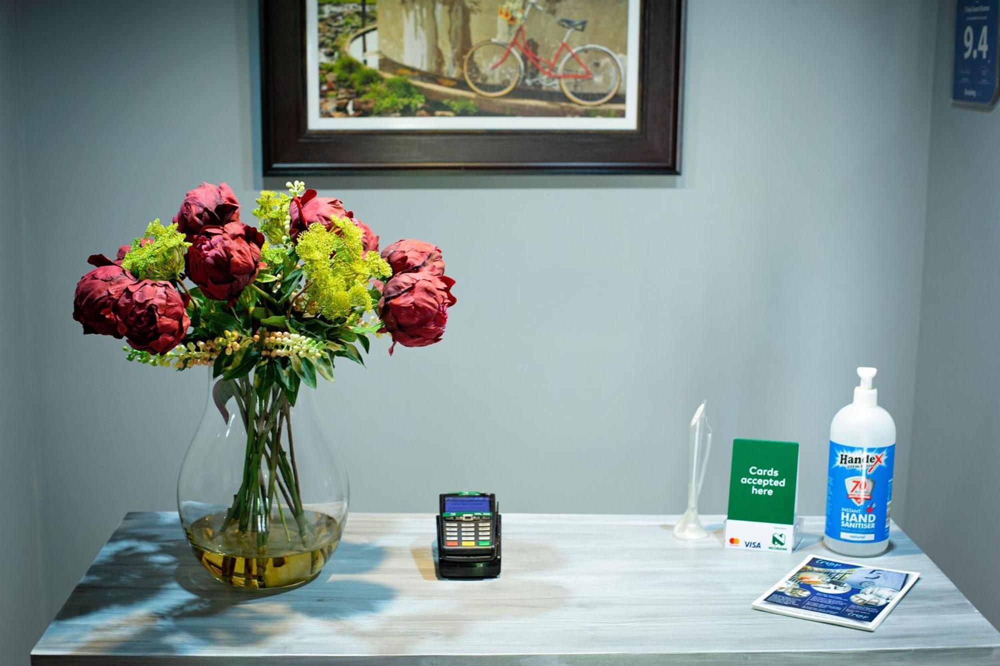 Crisp Guest Rooms Bloemfontein Esterno foto